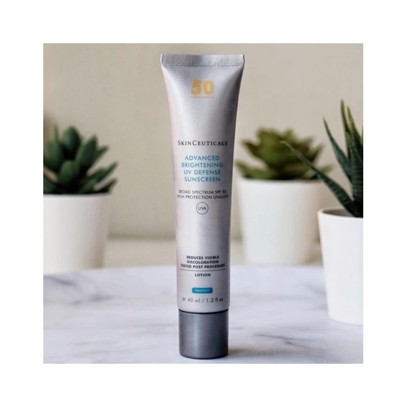 SkinCeuticals Advanced Brightening UV Defense Sunscreen FPS50 40ml