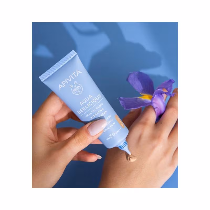 Apivita Aqua Beelicious Creme Fluido Hidratante com Cor FPS30 40ml